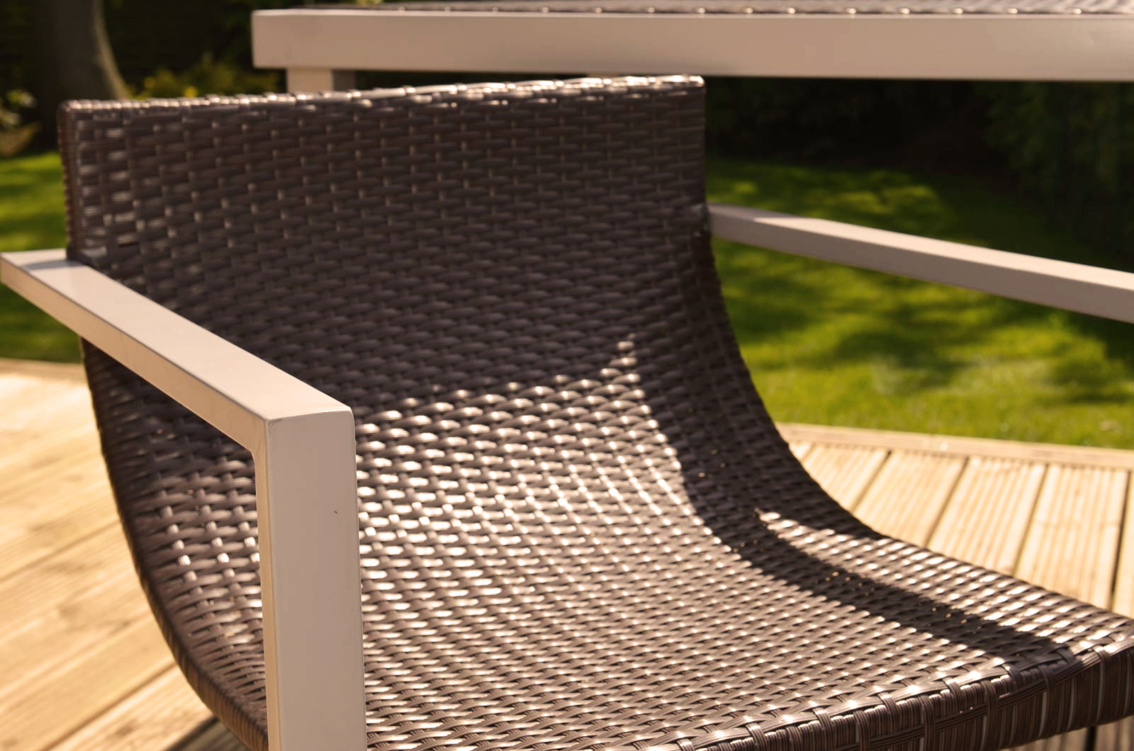 Why synthetic wicker is better than natural wicker for outdoor